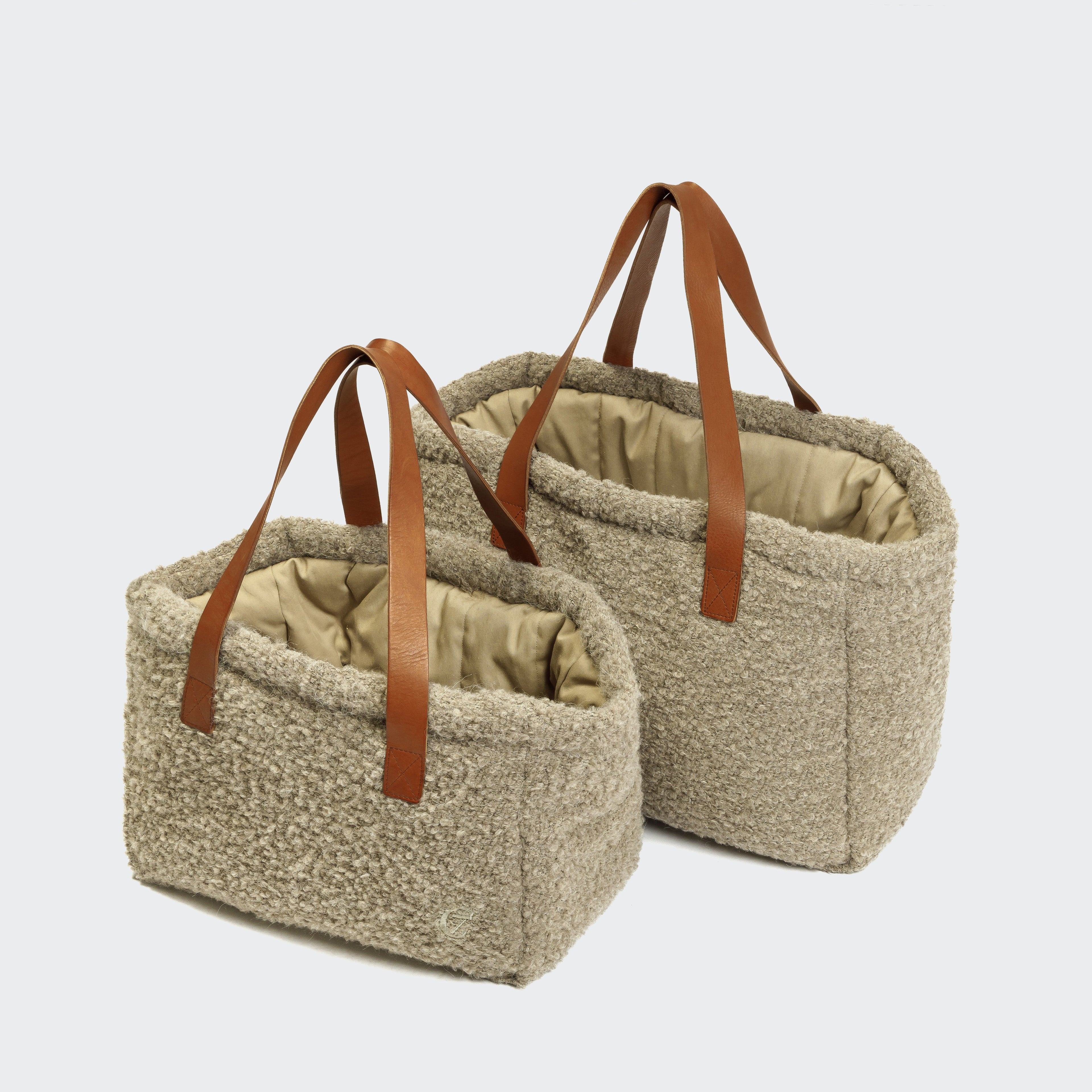 Verona Wool Beige Dog Carrier – Stylish, Cozy Travel Tote for Your Furry Friend