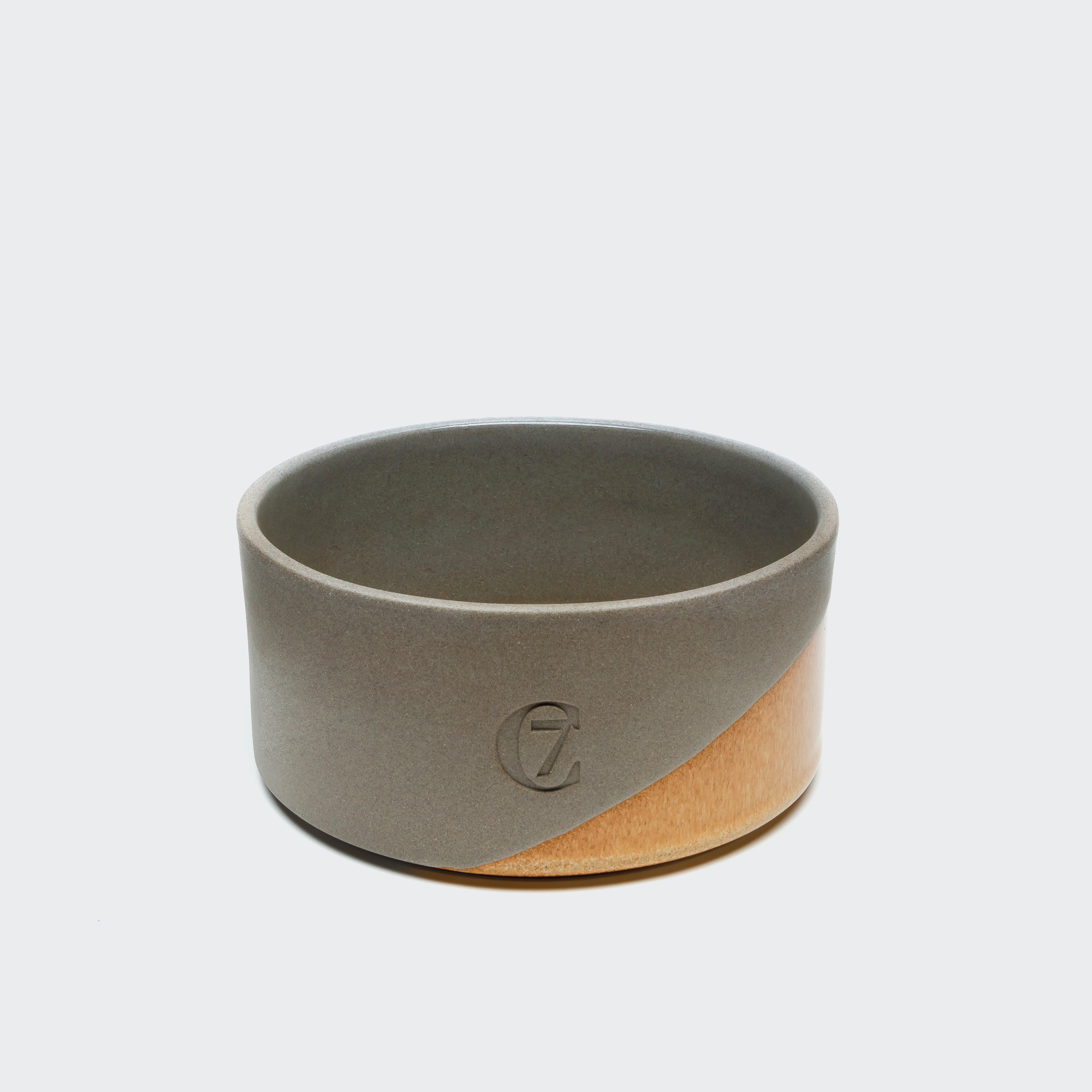 Mauro Mud-Ginger Dog Bowl - Durable, Stylish Feeding Dish for Dogs