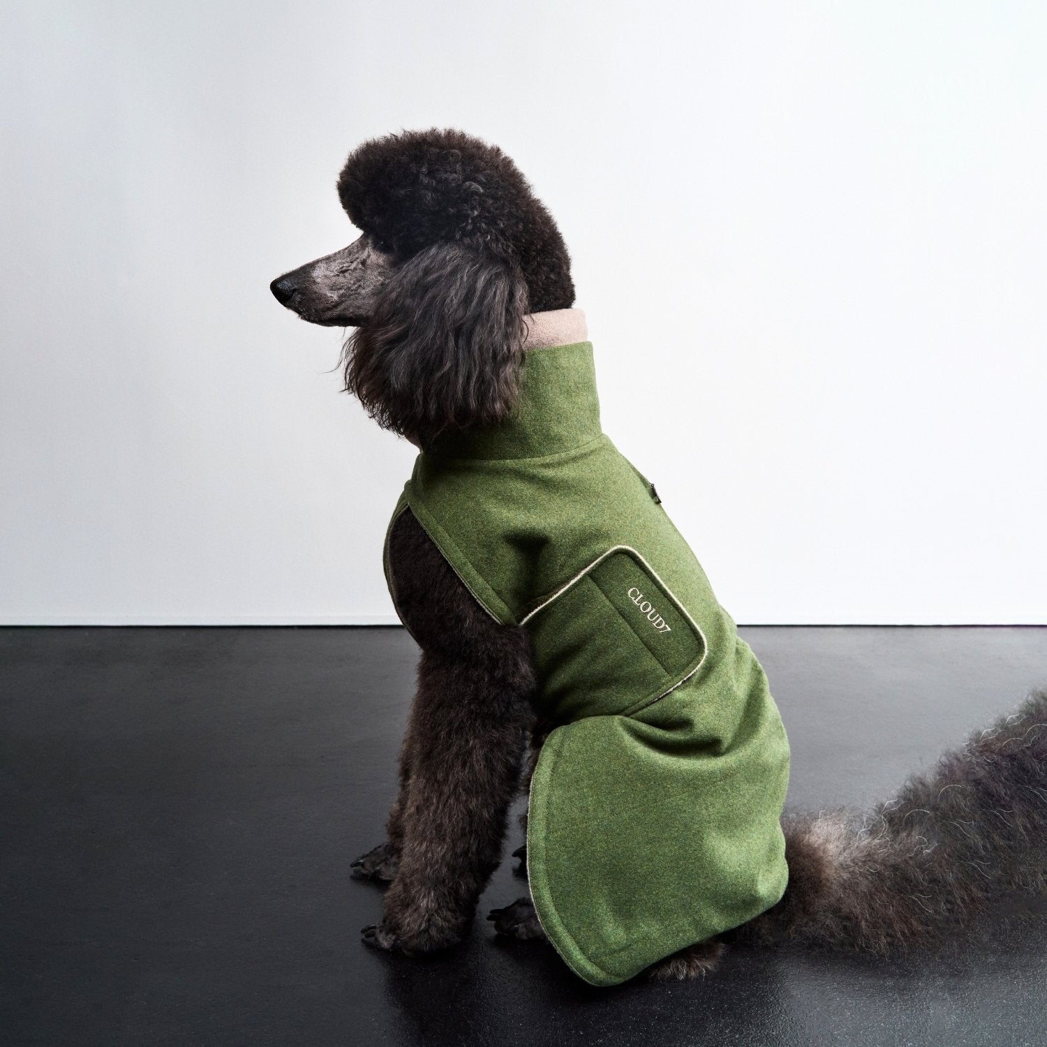 Brooklyn Long-Flannel Dog Coat in Fern Green