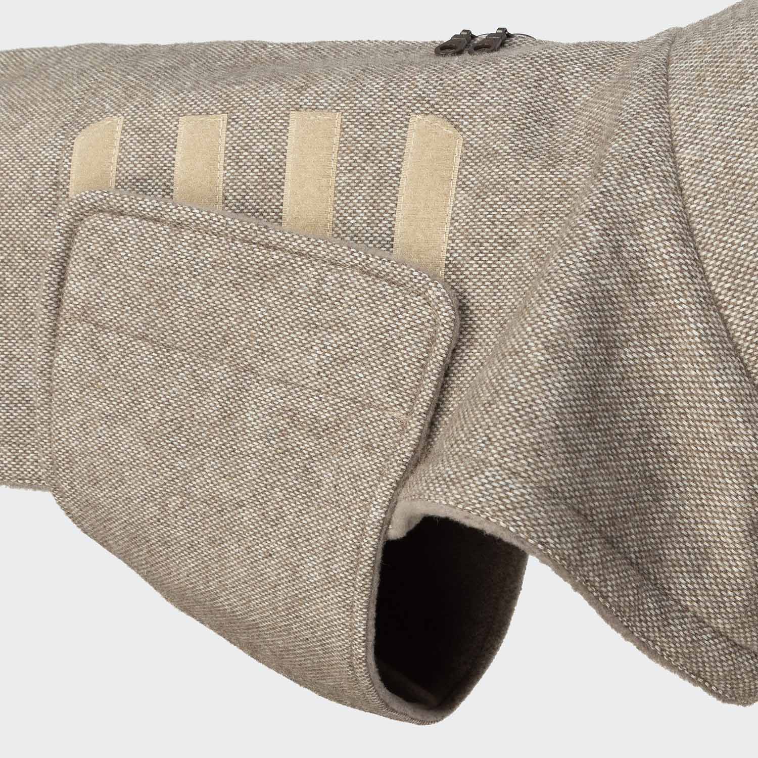Beige Brooklyn Tweed Dog Coat – Cozy & Stylish for Your Pup