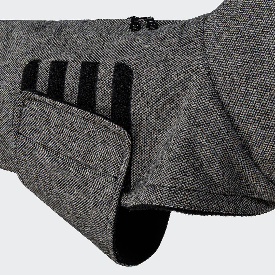 French Bulldog Coat in Brooklyn Tweed Black – Cozy, Durable & Stylish