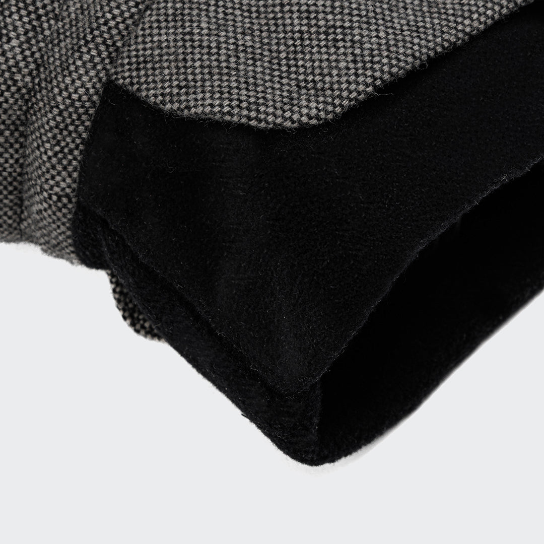 French Bulldog Coat in Brooklyn Tweed Black – Cozy, Durable & Stylish