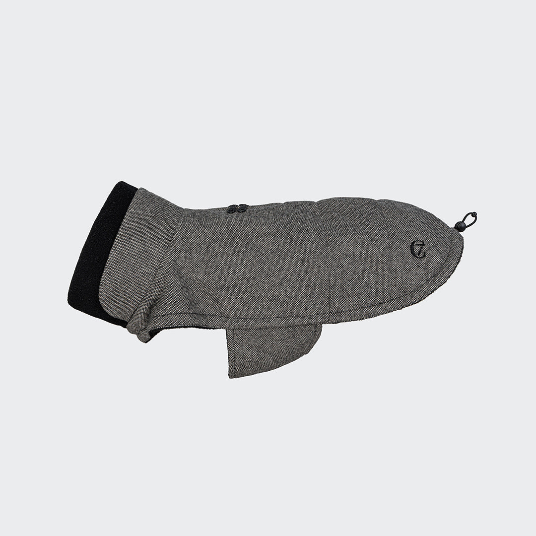 French Bulldog Coat in Brooklyn Tweed Black – Cozy, Durable & Stylish