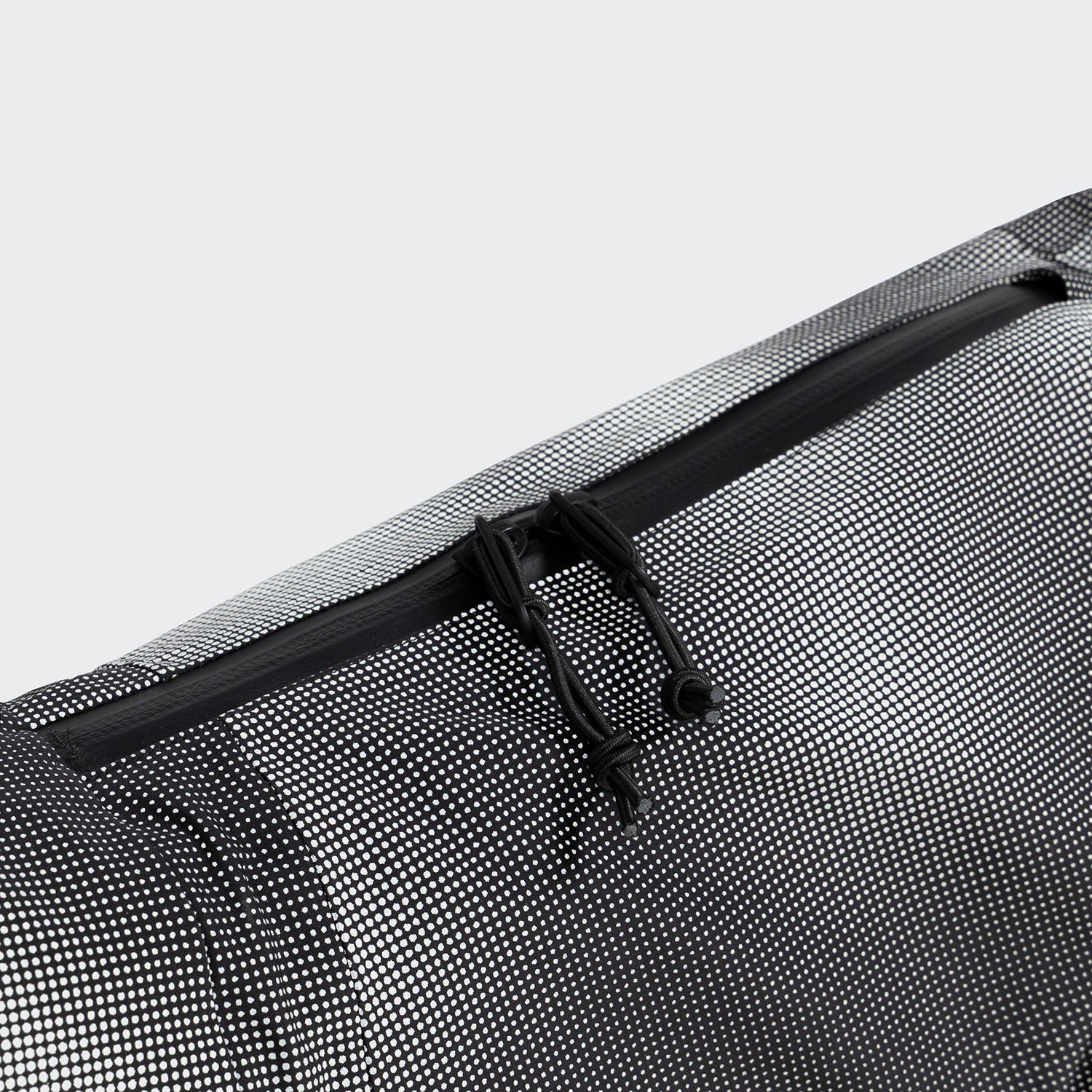 AKTIV Black Dog Raincoat – Weatherproof, Durable & Comfortable
