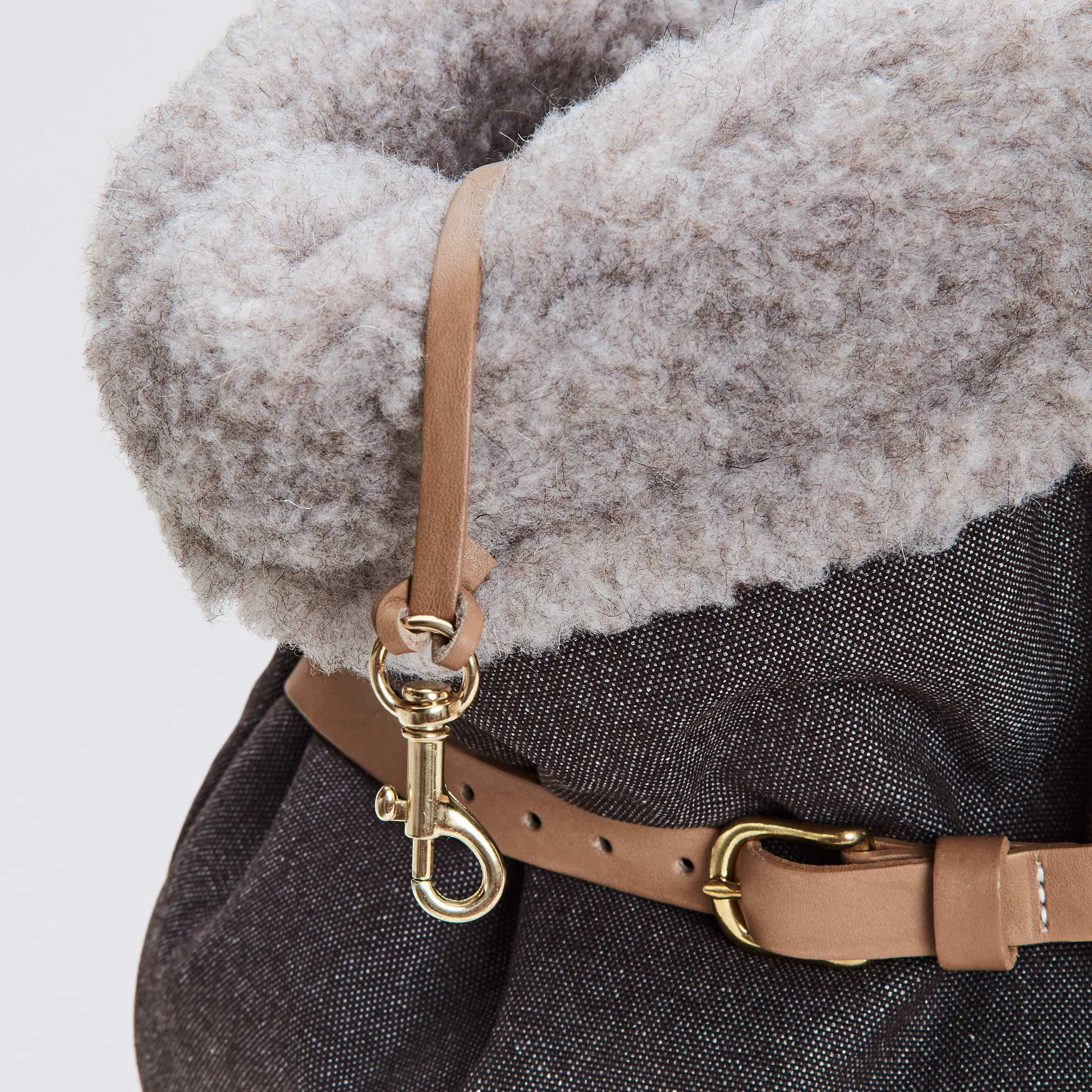 Chic Como Heather Brown Dog Bag